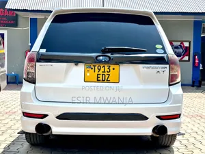 Subaru Forester 2009 White