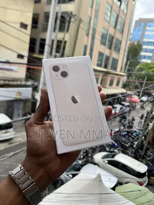 New Apple iPhone 13 128 GB White