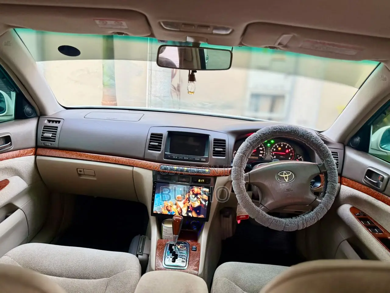 Toyota Mark II 2004 White