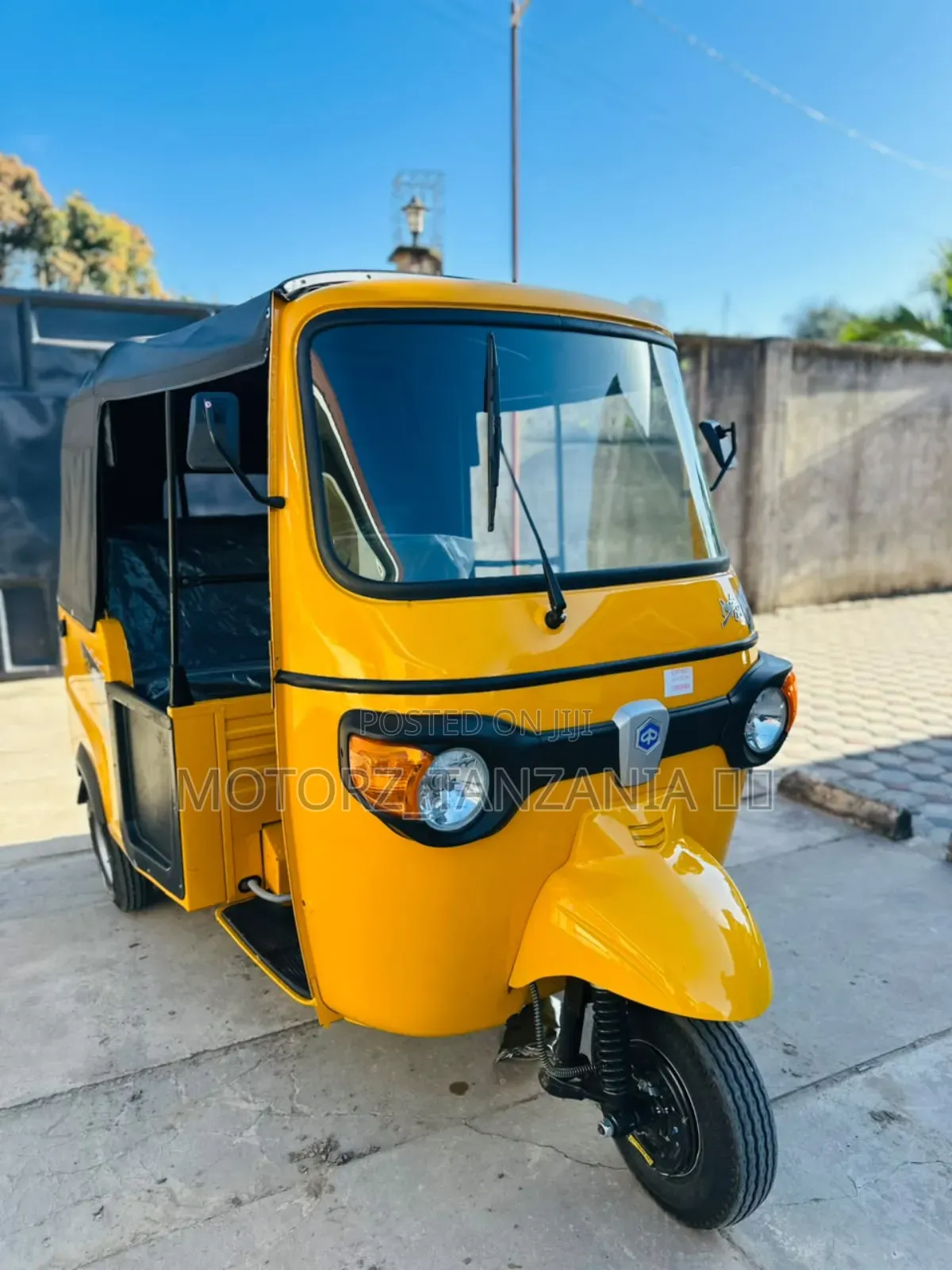 New Piaggio 2026 Yellow