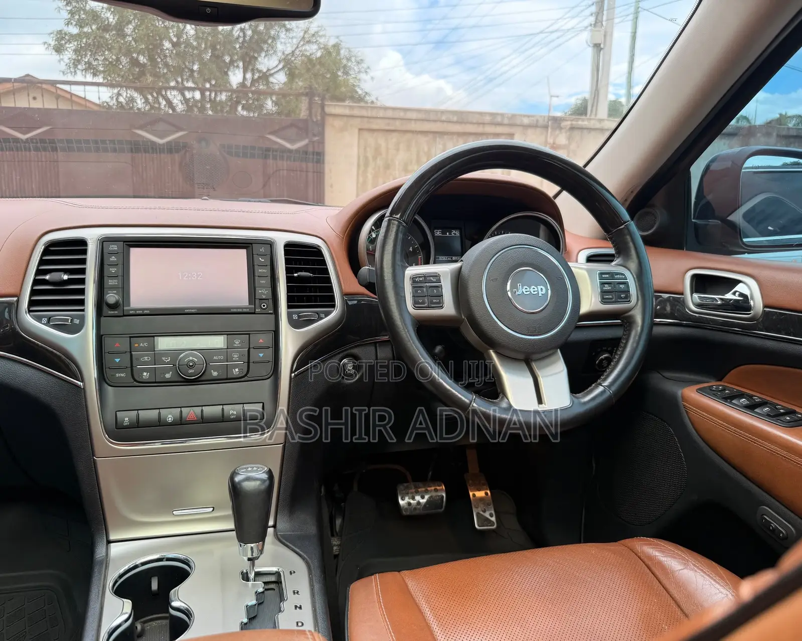 Jeep Grand Cherokee 2012 Black