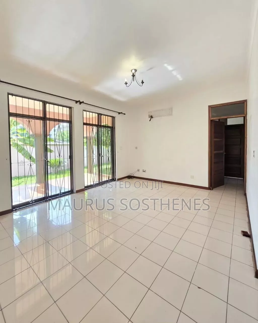 6bdrm House in Mikocheni A for sale