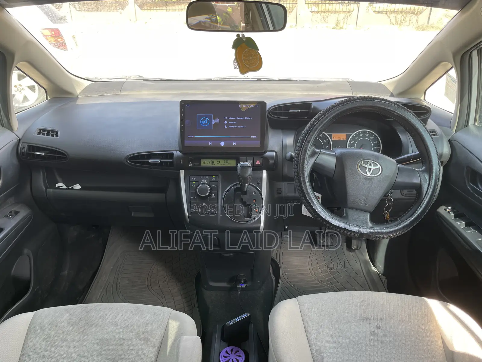 Toyota Wish 2010 Silver