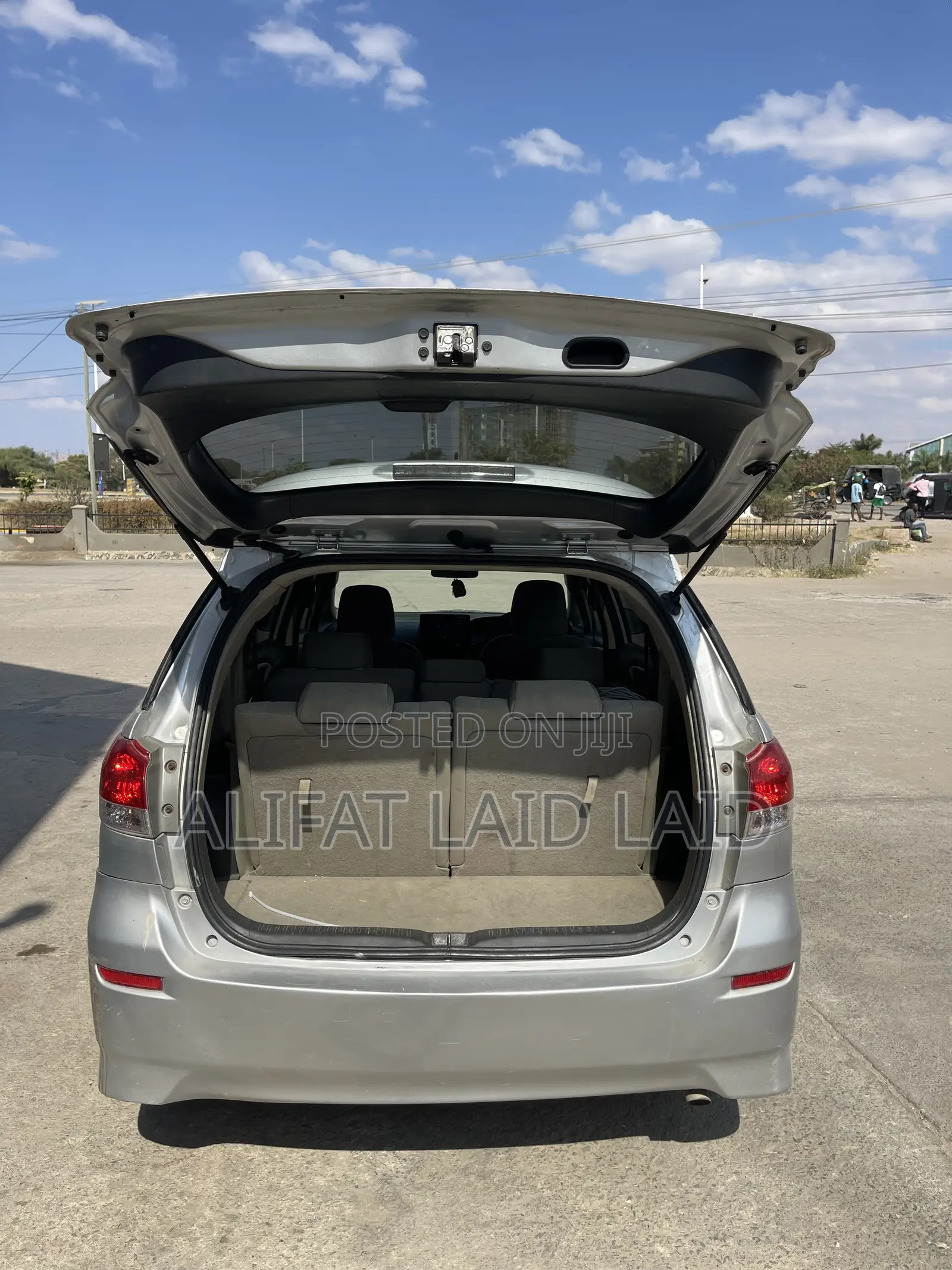Toyota Wish 2010 Silver
