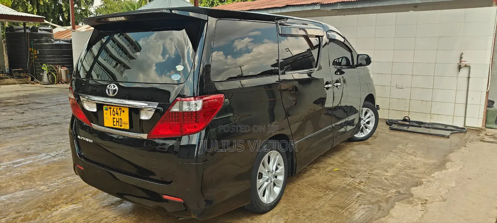 Toyota Alphard 2011 Black