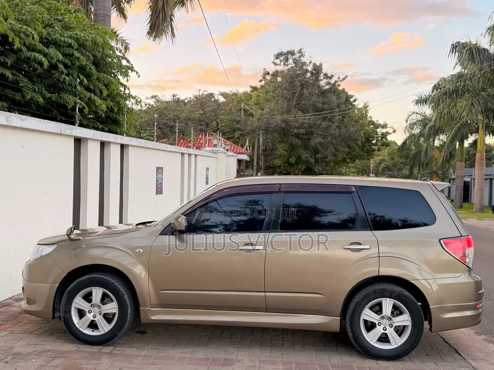 Subaru Forester 2009 Gold