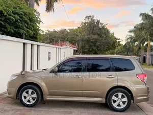 Subaru Forester 2009 Gold