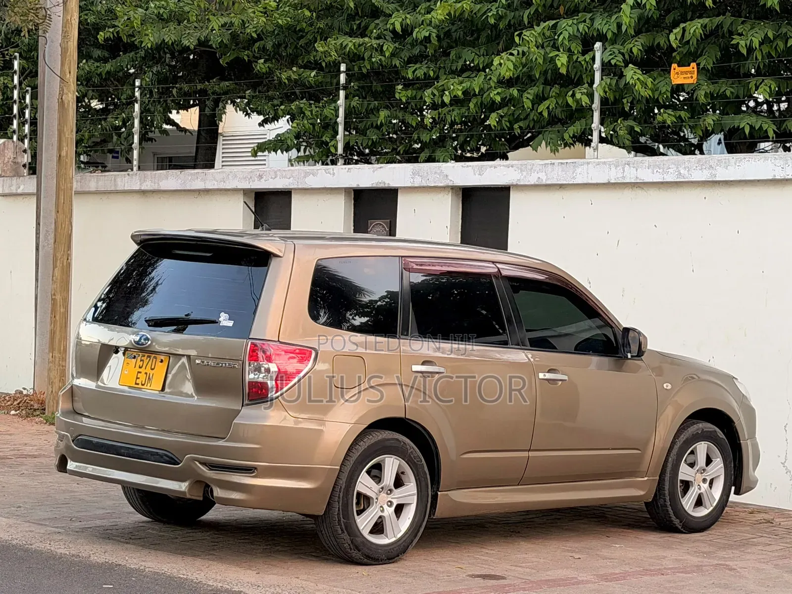 Subaru Forester 2009 Gold