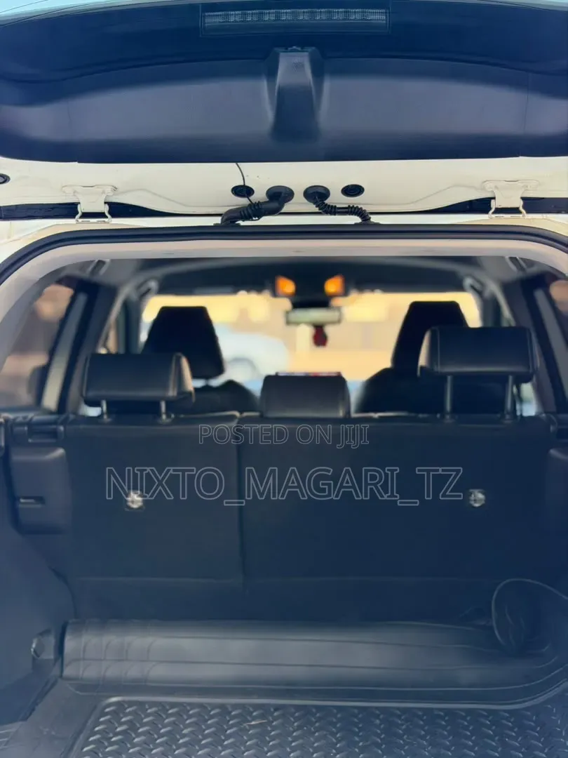 Toyota RAV4 2020 White