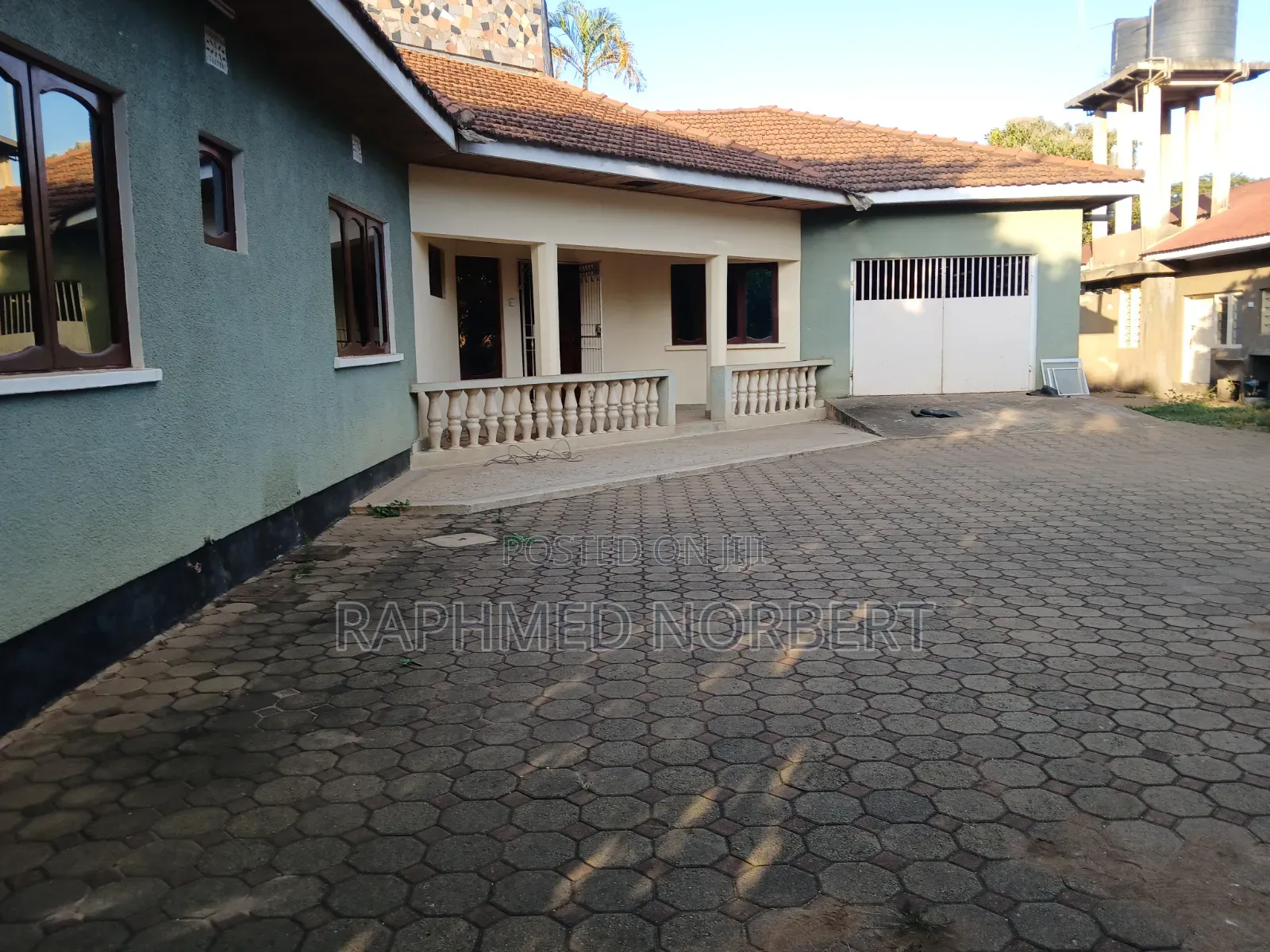 4bdrm House in Tanzania Realestates, Njiro for rent