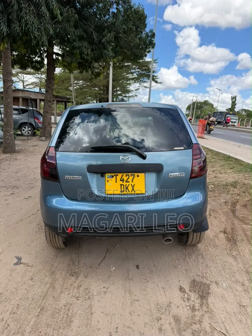 Mazda Verisa 2008 Blue