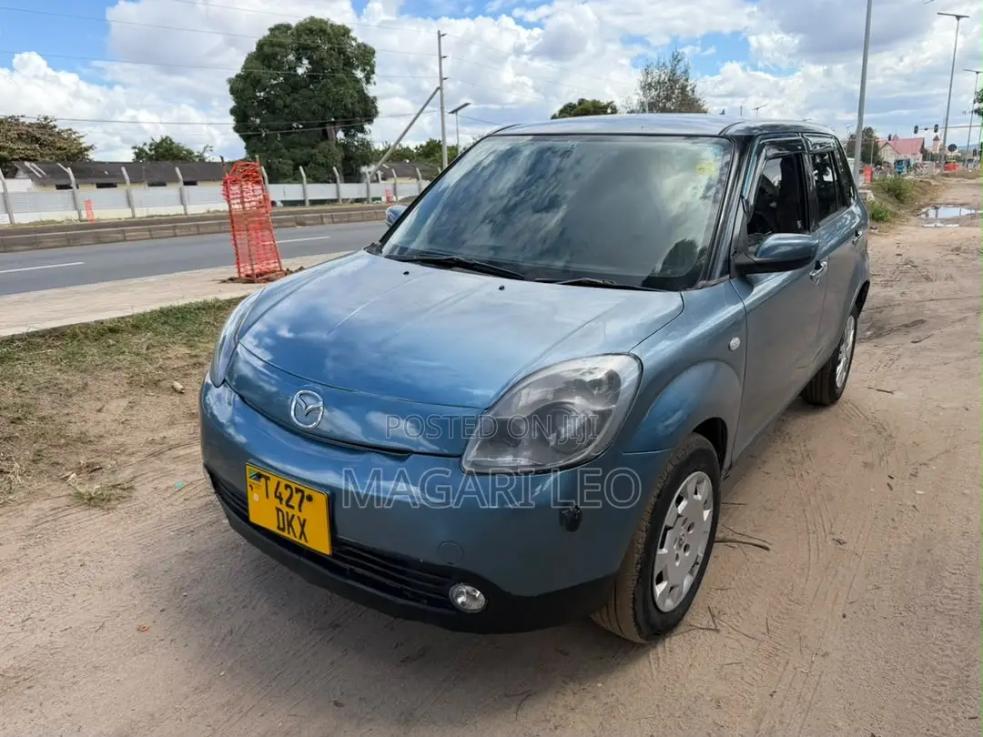 Mazda Verisa 2008 Blue