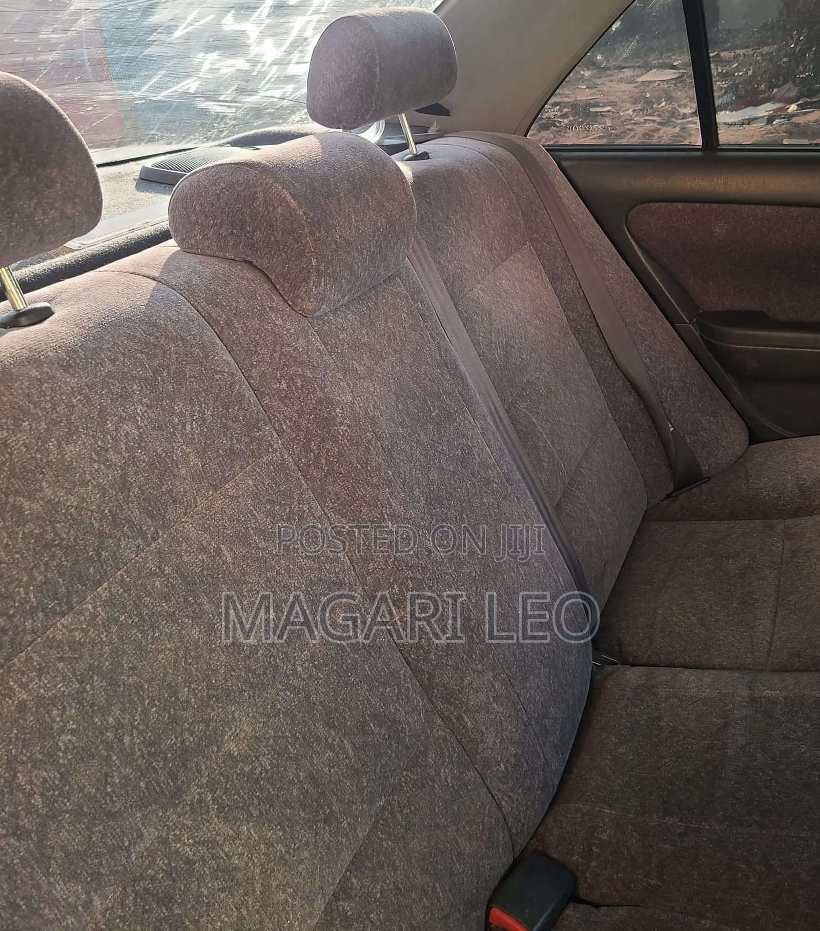 Toyota Carina 1.5 FWD Sedan 2001 Silver