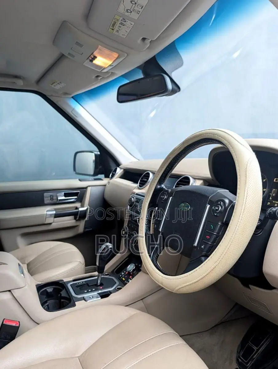 Land Rover Discovery 2014 Black