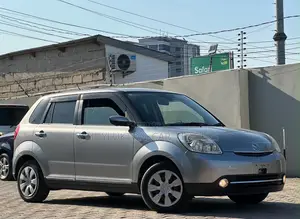 Mazda Verisa 2010 Silver