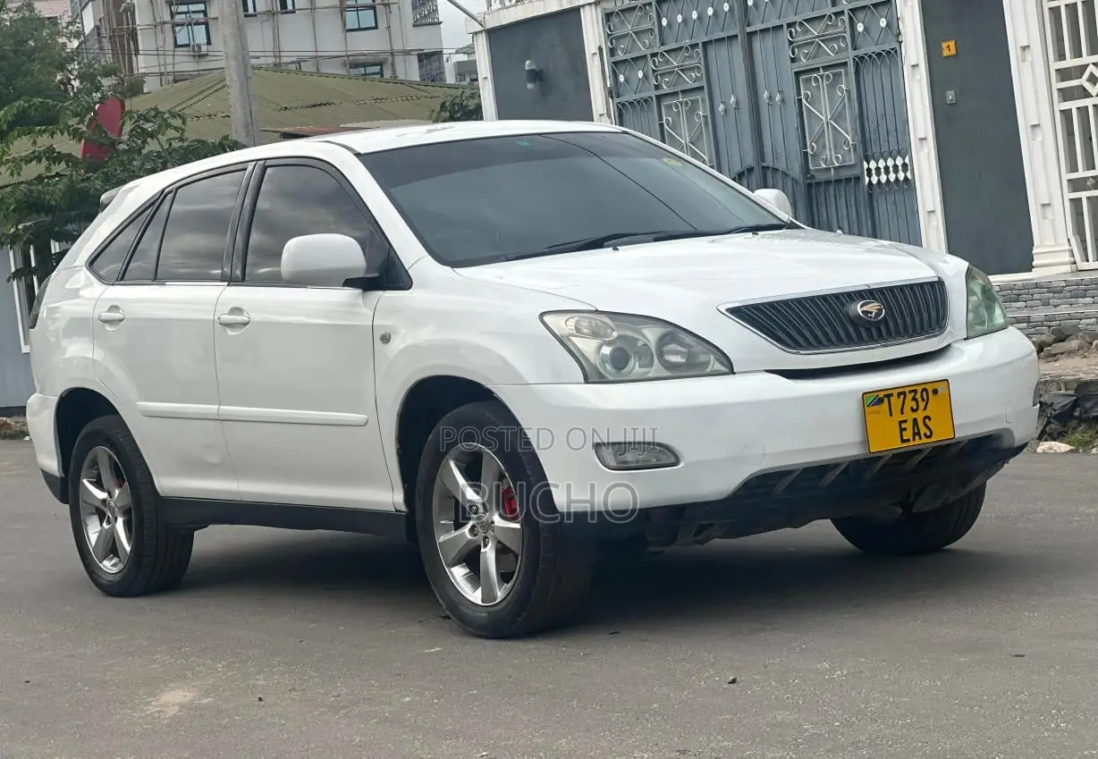 Toyota Harrier 2005 White