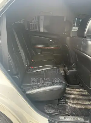 Toyota Harrier 2005 White
