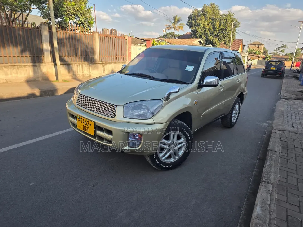 Toyota RAV4 Automatic 2003 Gold