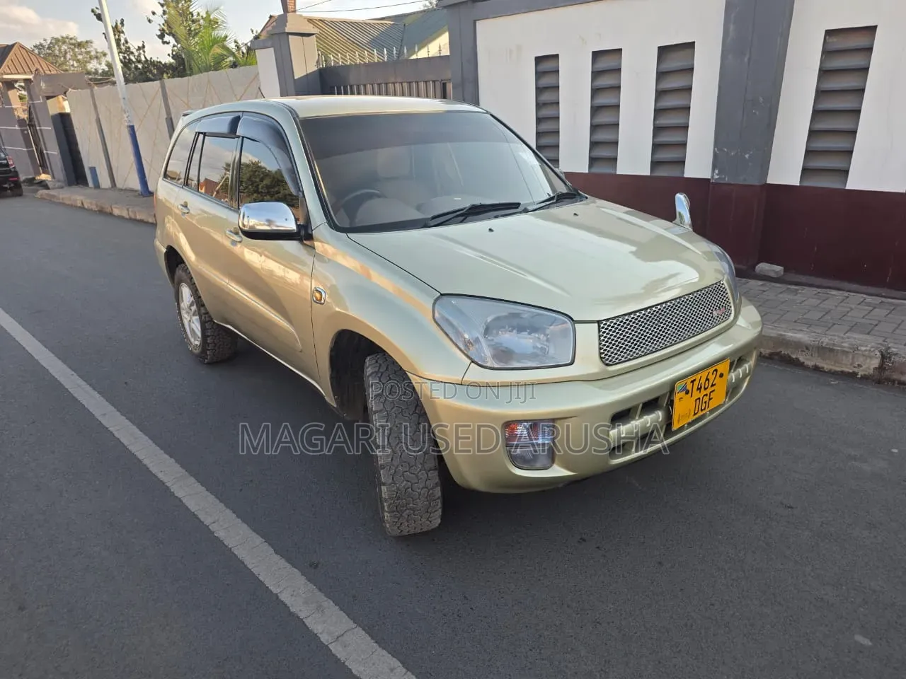 Toyota RAV4 Automatic 2003 Gold