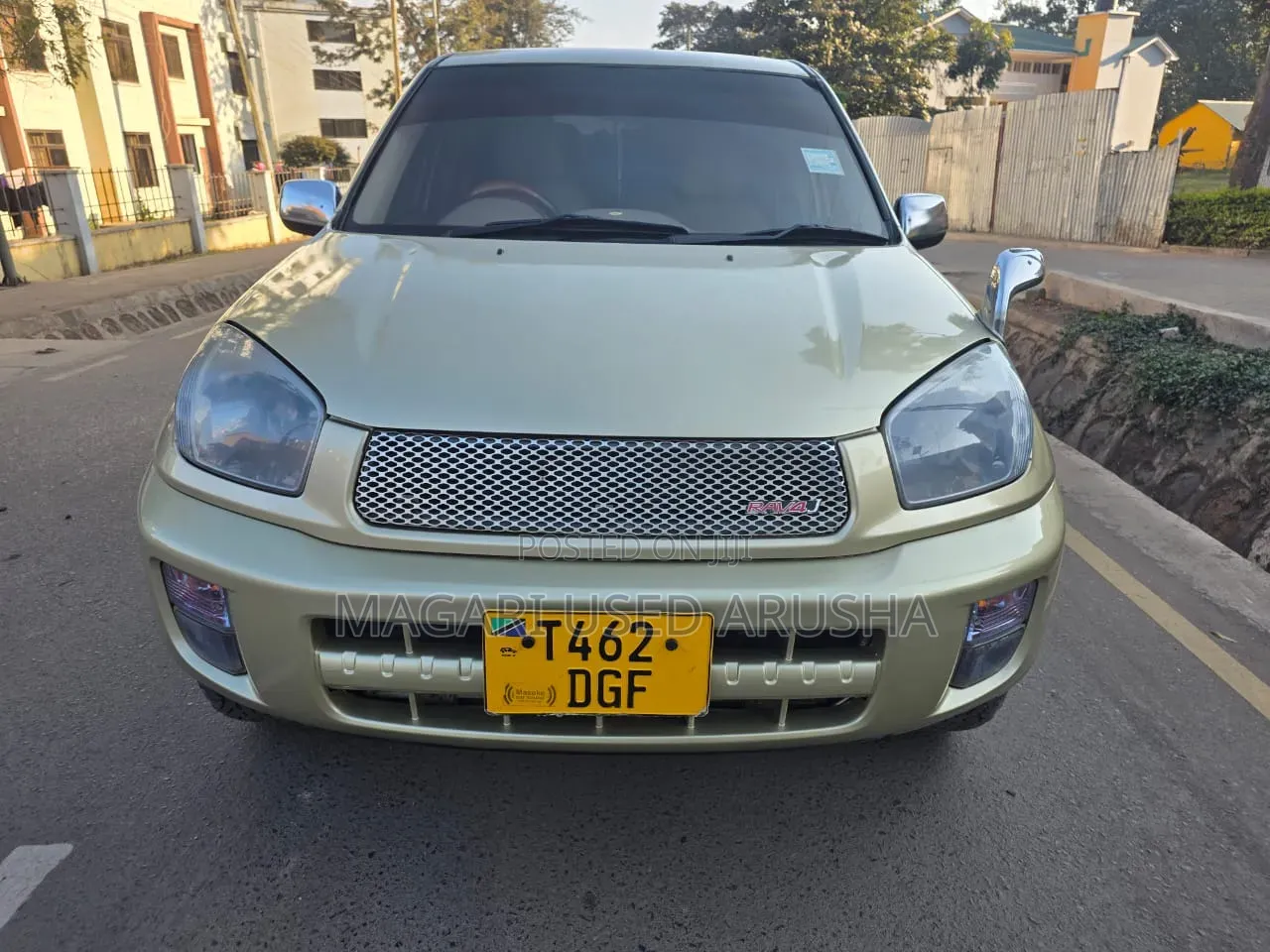 Toyota RAV4 Automatic 2003 Gold