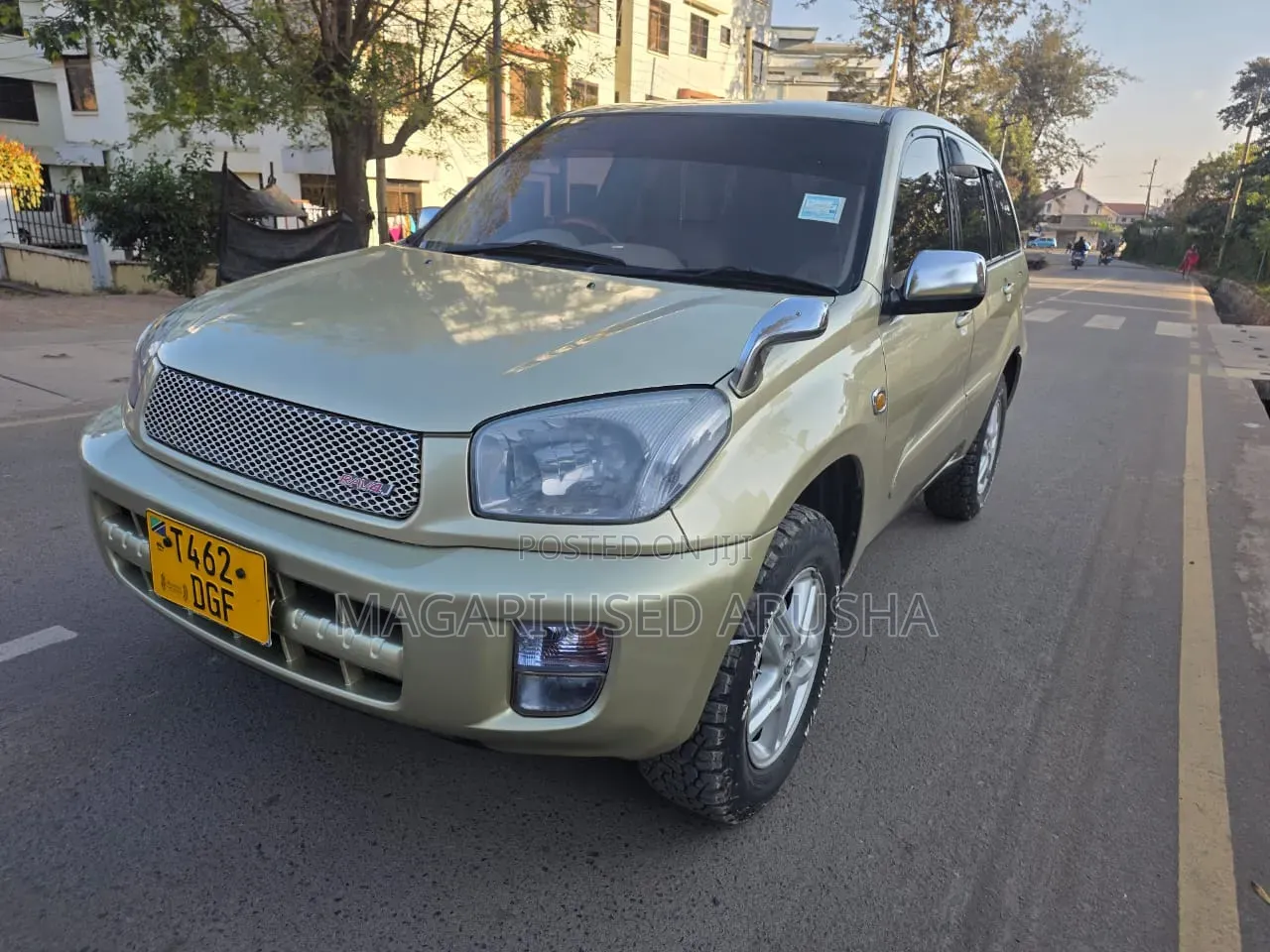 Toyota RAV4 Automatic 2003 Gold
