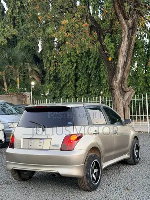 Toyota IST 2004 Beige