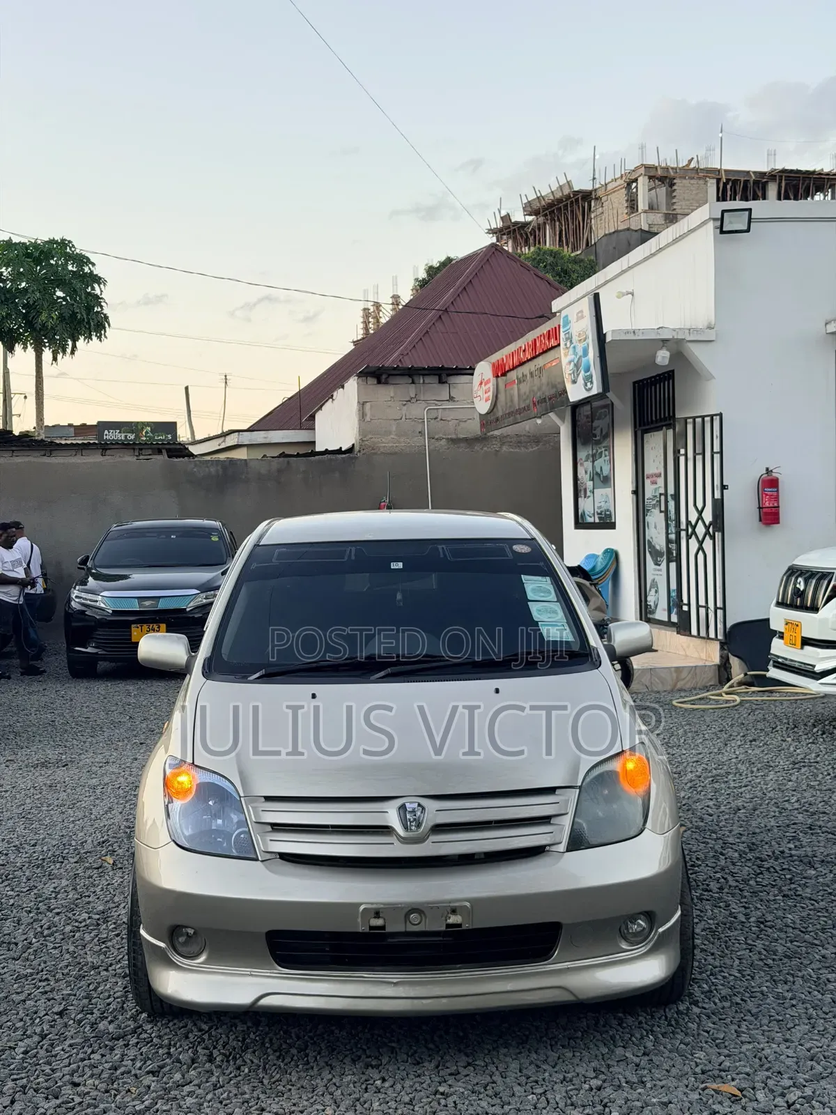 Toyota IST 2004 Beige