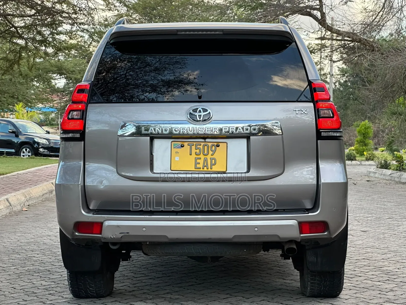 Toyota Land Cruiser Prado 2020 Gray