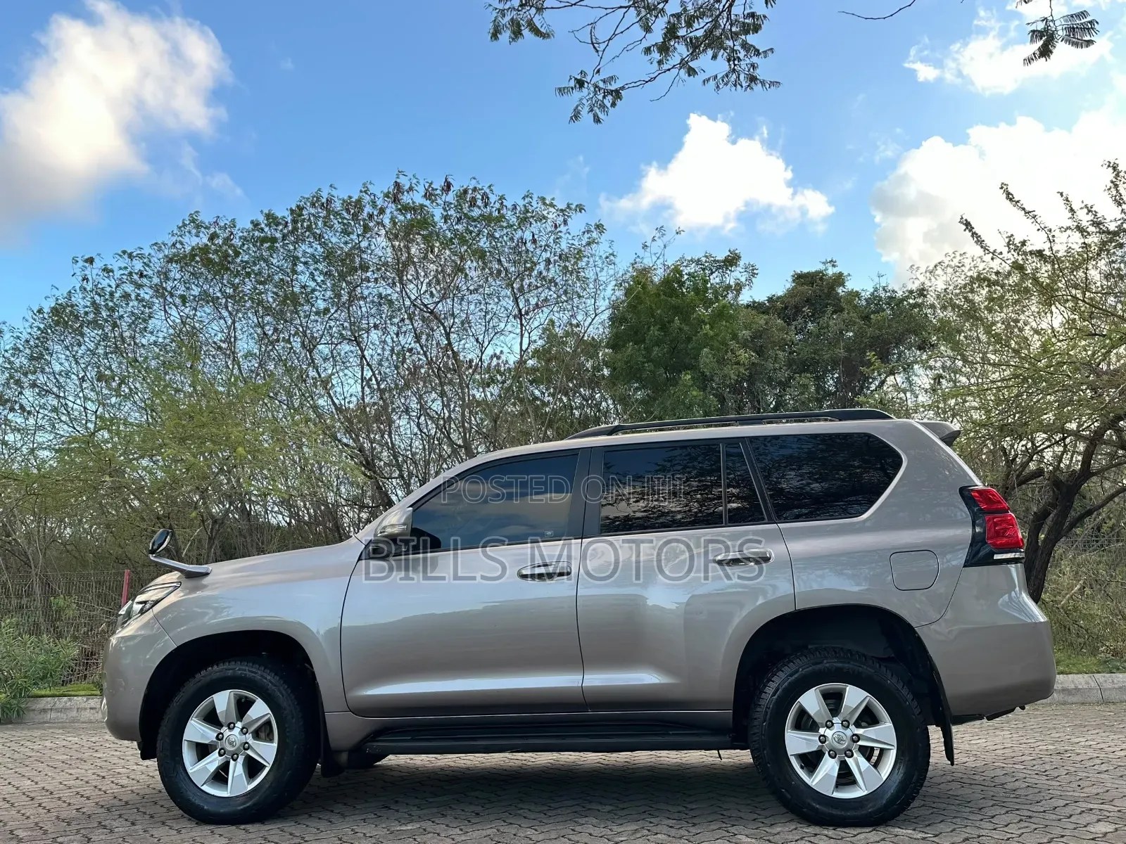 Toyota Land Cruiser Prado 2020 Gray