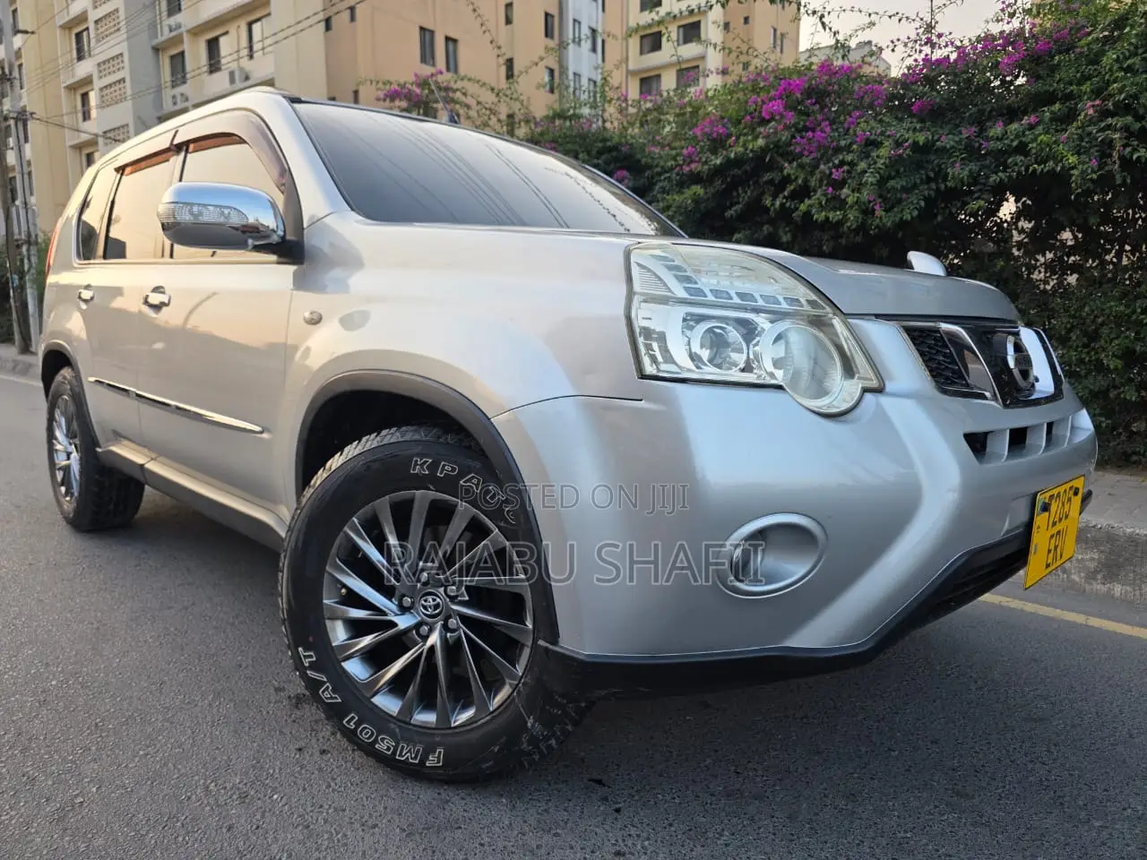 Nissan X-Trail 2.0 Petrol XE 2011 Silver