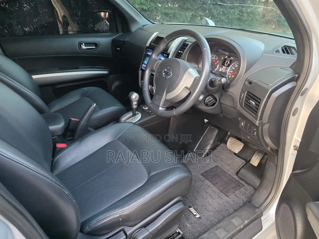Nissan X-Trail 2.0 Petrol XE 2011 Silver