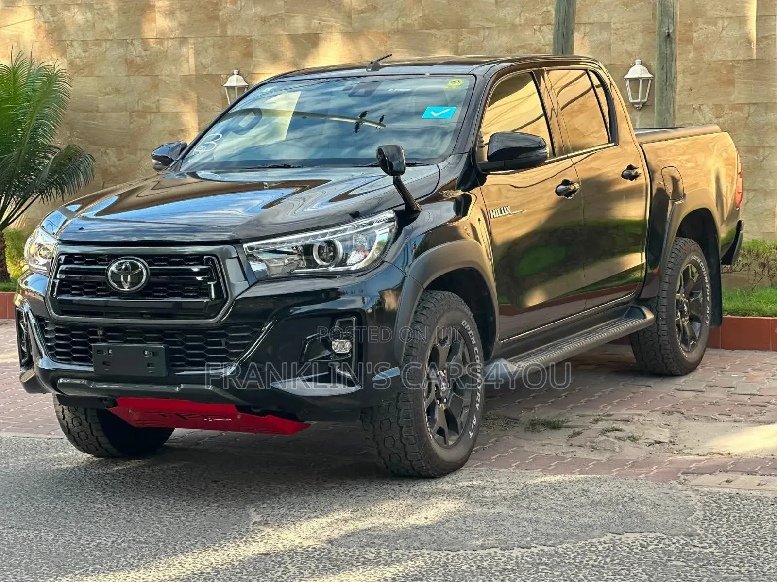 Toyota Hilux 2019 Black