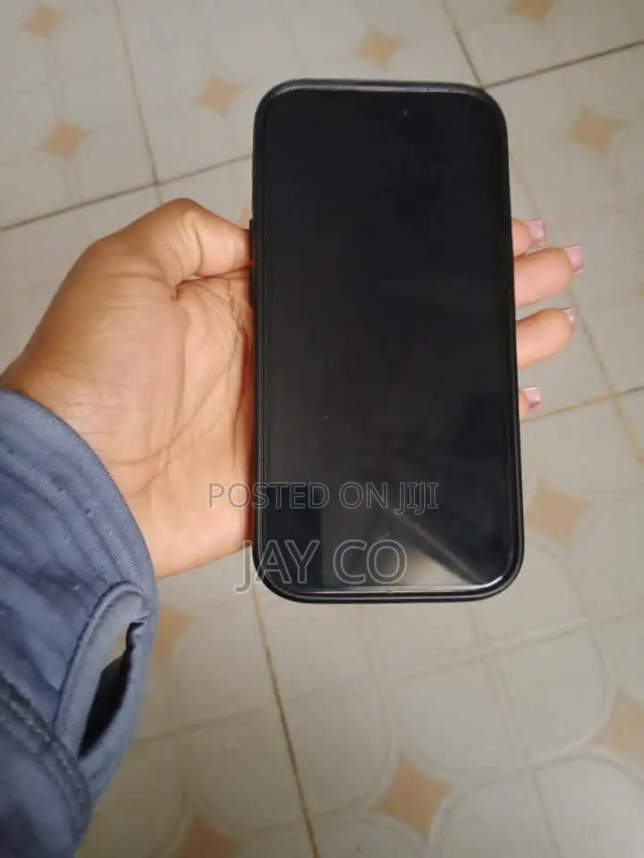 Apple iPhone 15 256 GB Pink