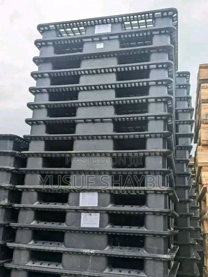 Wooden Pallets Plastic