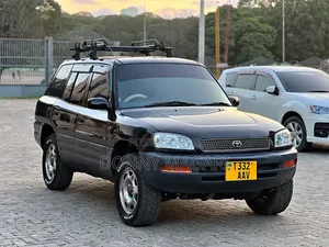 Toyota RAV4 1999 Black