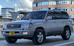 Toyota Land Cruiser 2002 Silver