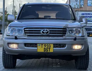 Toyota Land Cruiser 2002 Silver