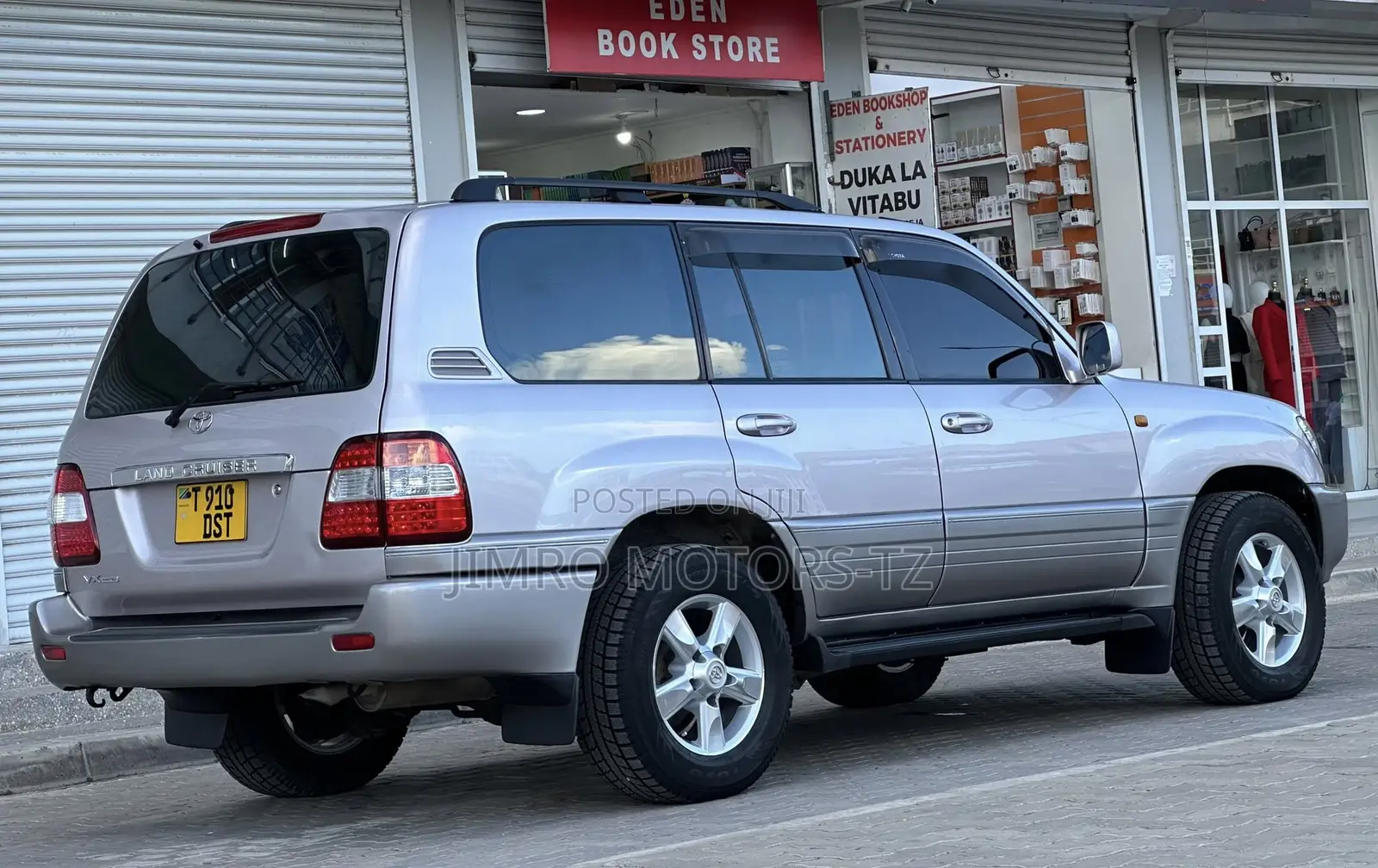 Toyota Land Cruiser 2002 Silver