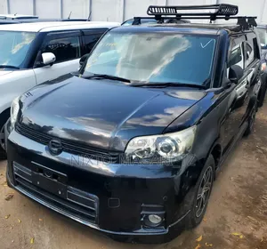Toyota Corolla Rumion 2010 Black
