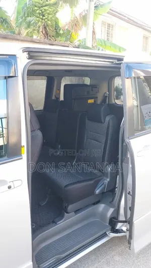 Toyota Noah 2008 Silver