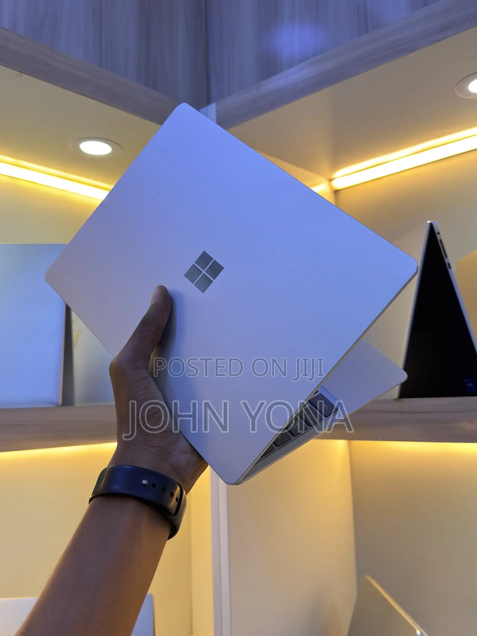 Laptop Microsoft Surface Laptop Go 8GB Intel Core i5 SSD 256GB