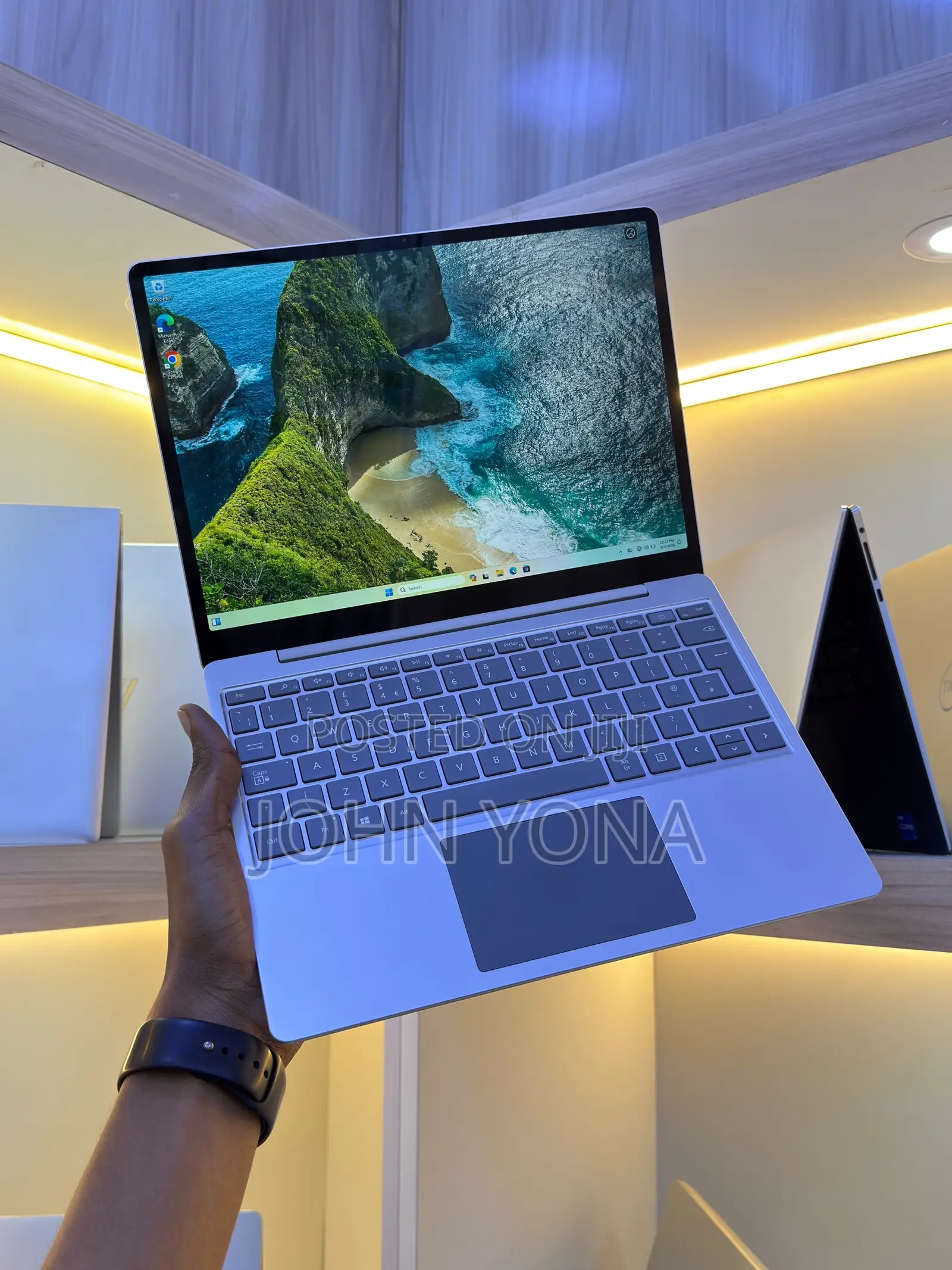 Laptop Microsoft Surface Laptop Go 8GB Intel Core i5 SSD 256GB