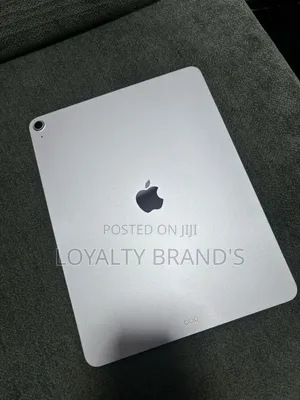 New Apple iPad Air 13 (2026) 256 GB