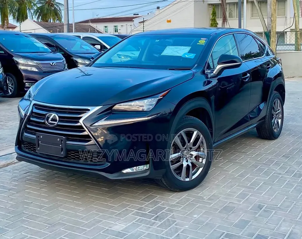 Lexus NX 2016 Black