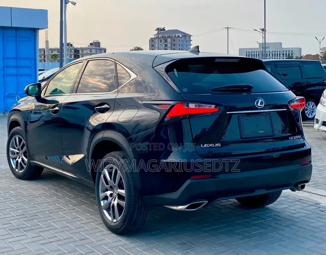 Lexus NX 2016 Black