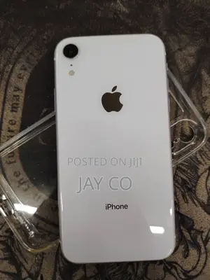 Apple iPhone XR 128 GB White