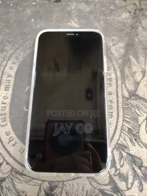 Apple iPhone XR 128 GB White