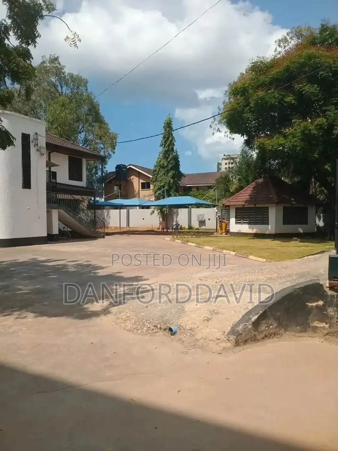 9bdrm House in Kahwa Real Estate, Mikocheni for rent