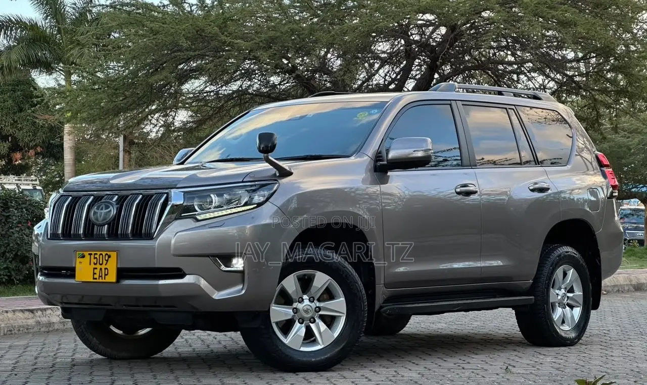 Toyota Land Cruiser Prado 2020 Beige