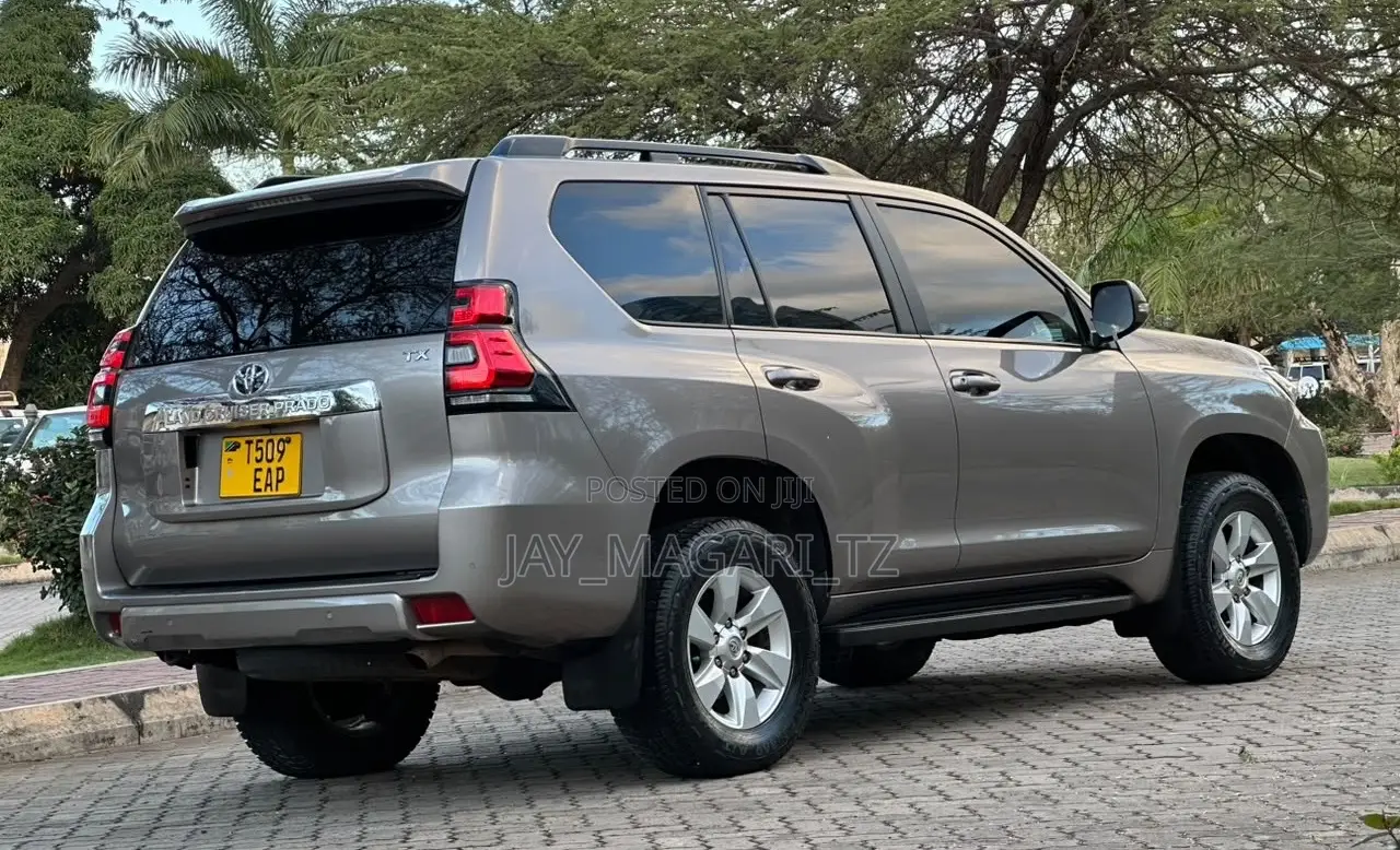 Toyota Land Cruiser Prado 2020 Beige